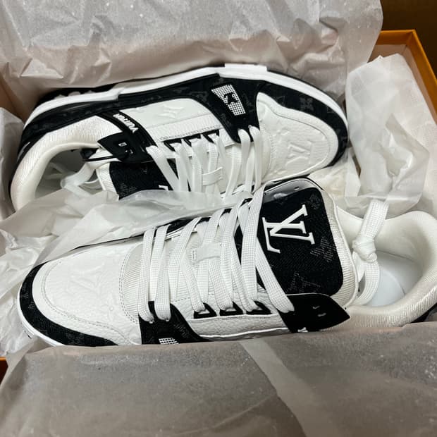 루이비통 LV 트레이너 스니커즈 모노그램 데님 블랙