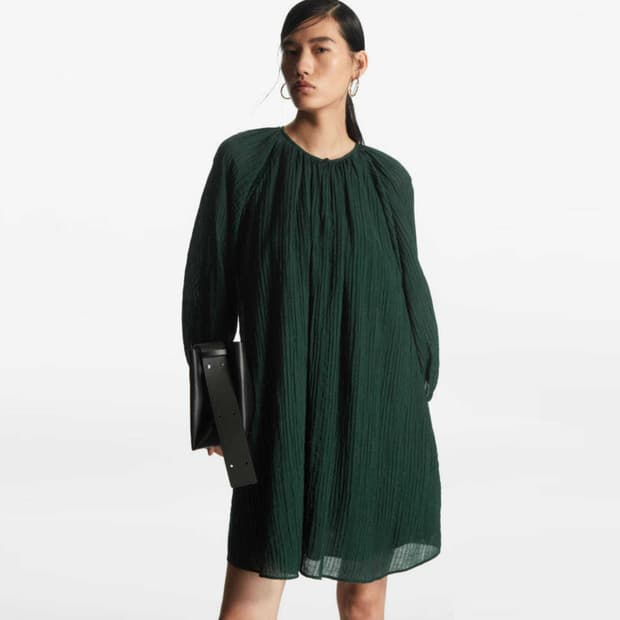 COS 퍼프소매 시어서커 원피스 프리사이즈