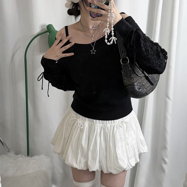 블랙 레이스 오프숄더 니트