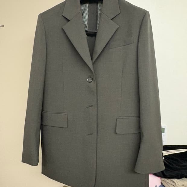 The Ilma 더 일마 백오픈 블레이저