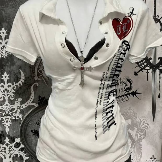 punk collar-necked goth-shirt