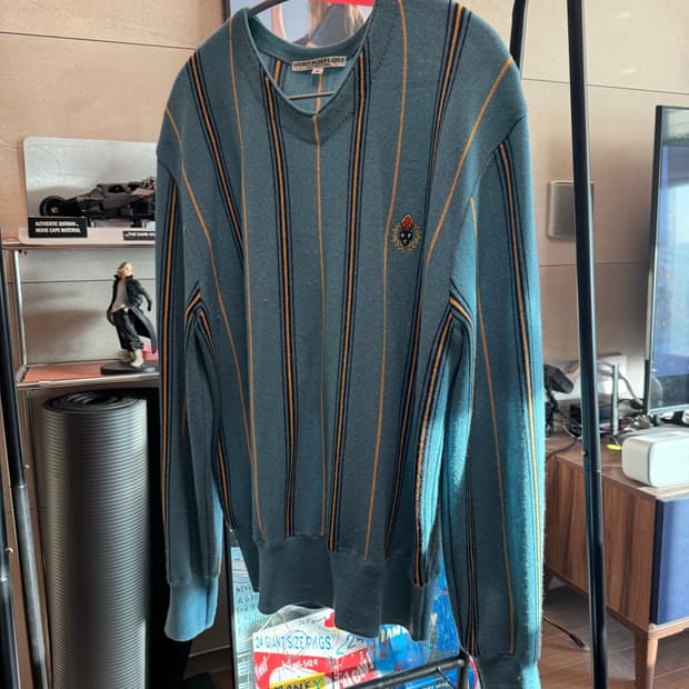 헤리티지플로스 니트