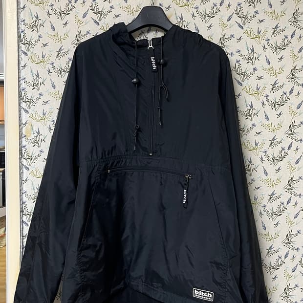 Bitch skateboards 90s 비치스케이트보드 아노락