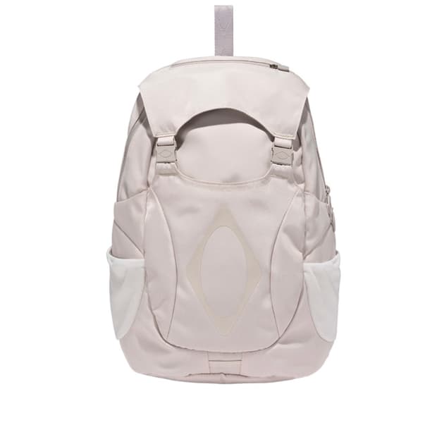 미스치프 버클 플랩 백팩 라이트 베이지