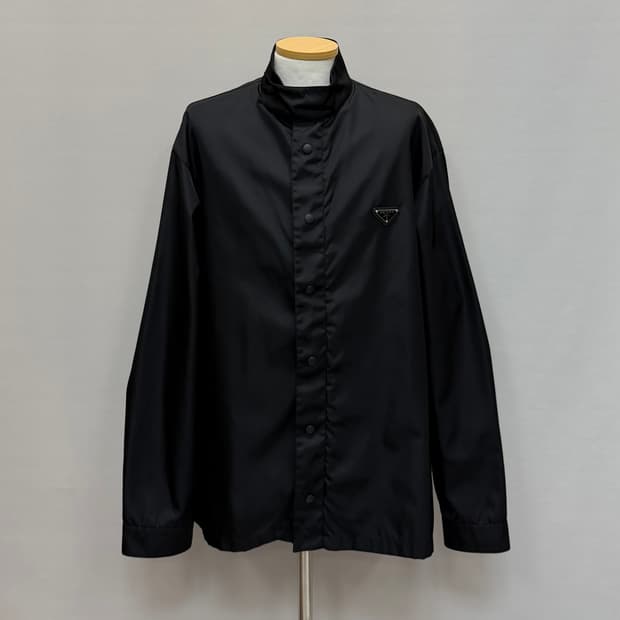 프라다 리나일론 삼각로고 셔츠 자켓 (110) 