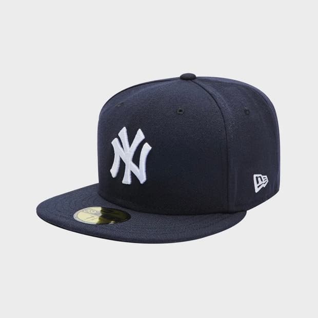 뉴에라 스냅백 네이비 758(60.6cm)