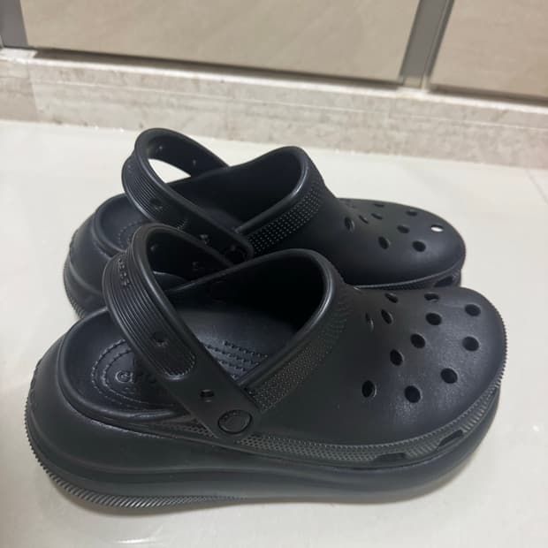 (새상품) 크록스 크러쉬 클로그 250