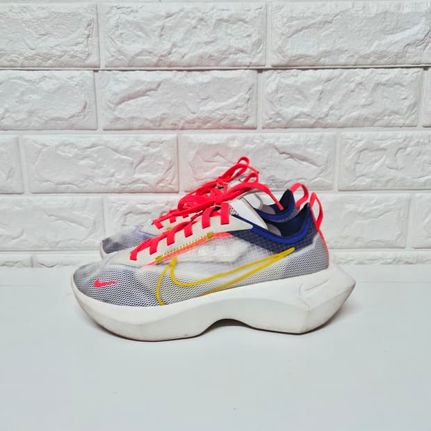 나이키 비스타 라이트 런닝화 운동화 개리 230mm