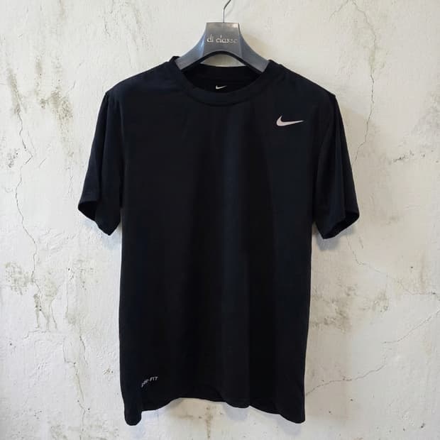 나이키 드라이핏 반팔티 블랙 M