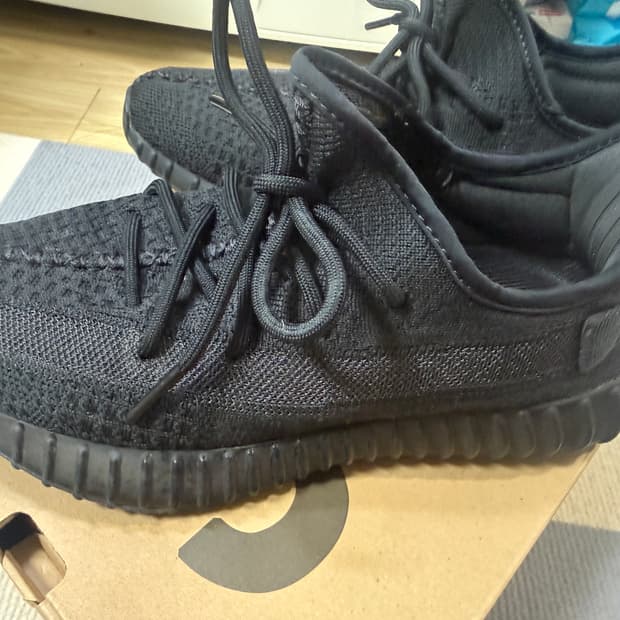 아디다스 이지부스트 350 오닉스 265 사이즈