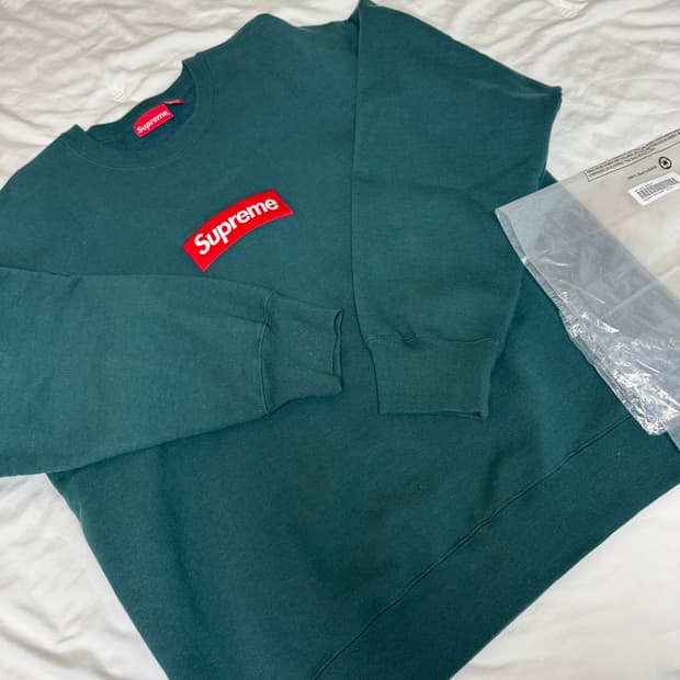 22년 FW 슈프림 박스 로고 맨투맨 다크 파인 XL팝니다.