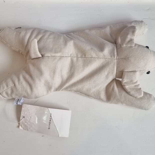 지방시(아이 피로우) 강아지쿠션