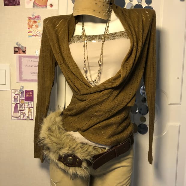 axes femme brown wrap top