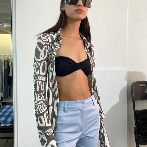 (반택포) 더 오픈 프로덕트 셔츠형 탑