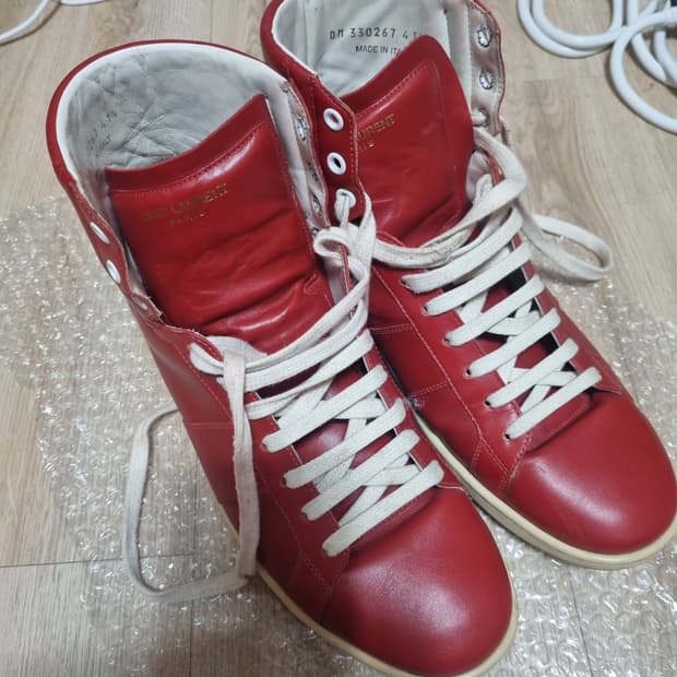 생로랑 하이탑 레드