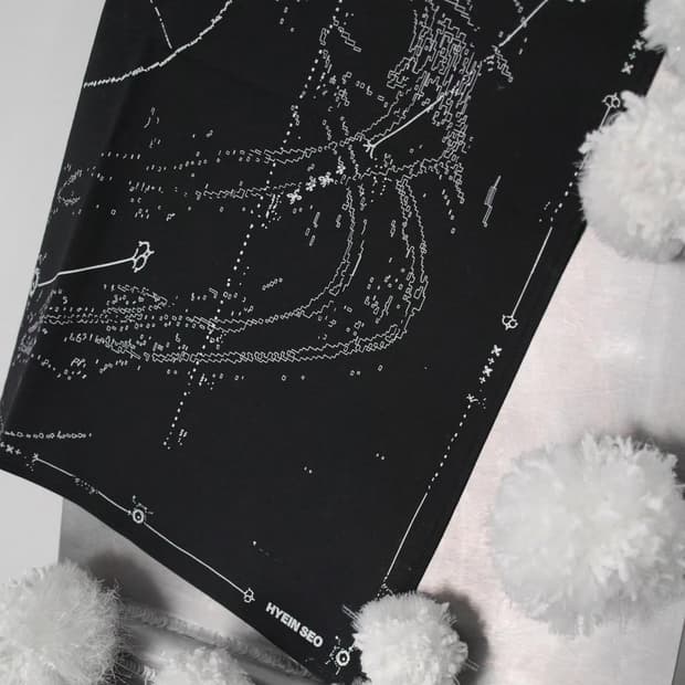 혜인서 그래픽 스카프