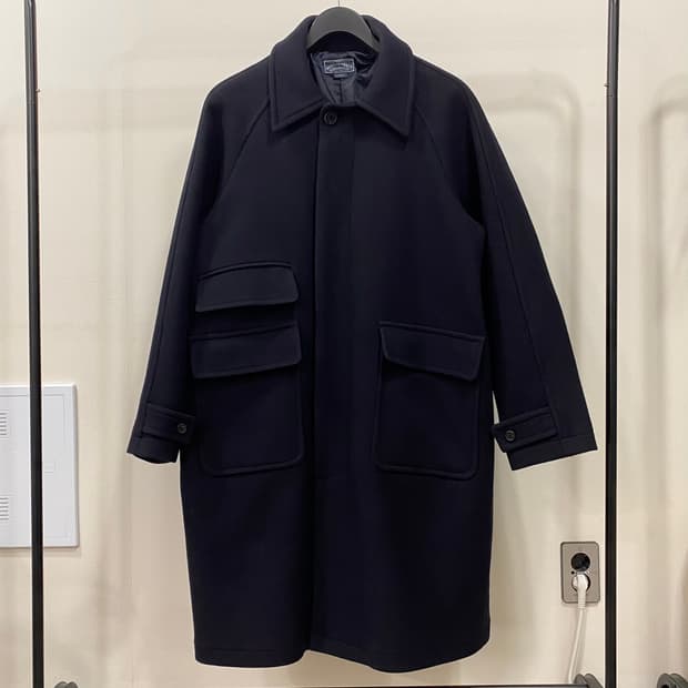 아웃스탠딩 메리노울 롱 발마칸 코트