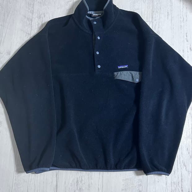 파타고니아 신칠라 헤비웨이트 플리스 블랙 포지 그레이 L