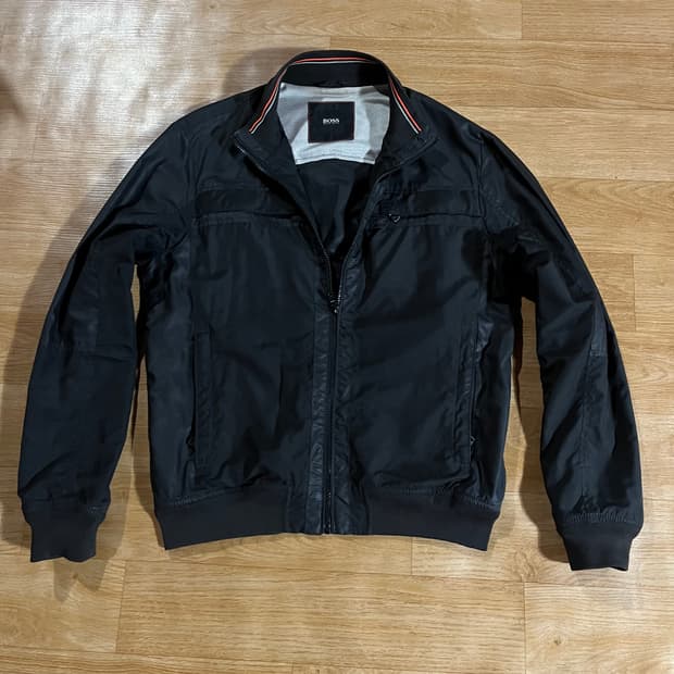 [100] 휴고보스 블루종 바람막이