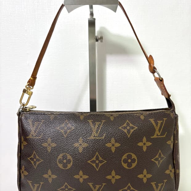 루이비통 악세수아 포치 빈티지백