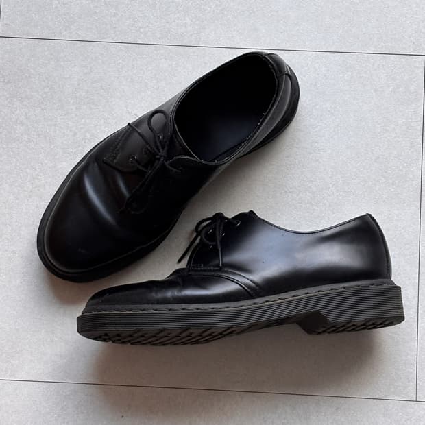 닥터마틴 1461 모노 블랙 - 260