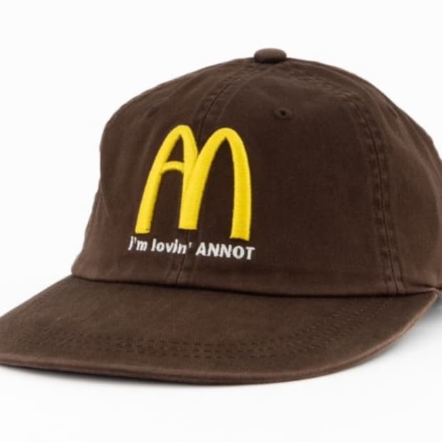 아노트 I. L.A 로고 롱 빌 워싱 캡 브라운 