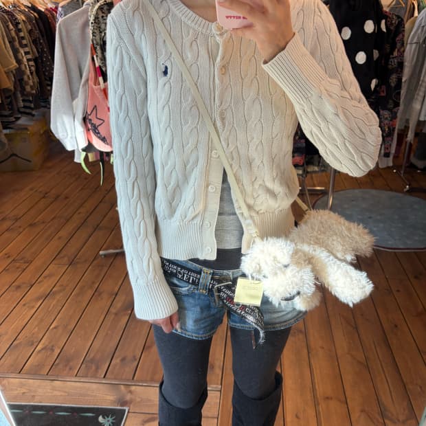 폴로 크림 꽈배기 가디건