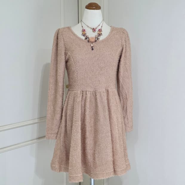 earth nusic)일본빈티지 핑크 히메갸루 부클 플레어 니트 원피스