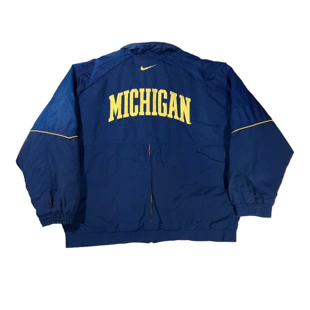 나이키 x 미시건 빅로고 패딩 점퍼