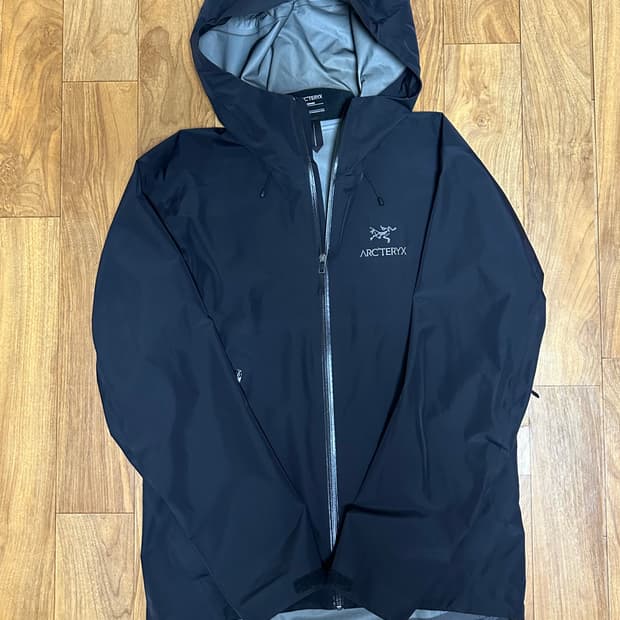 아크테릭스 베타 LT 블랙 (m)