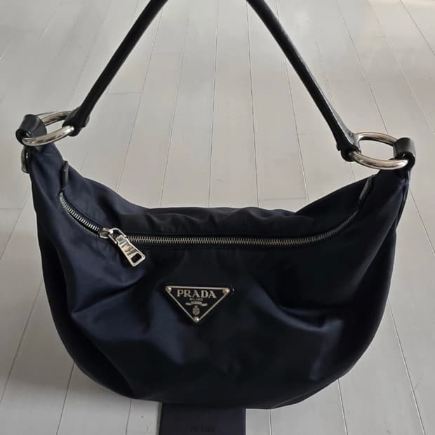 ( 정품) 프라다 나일론 호보백 