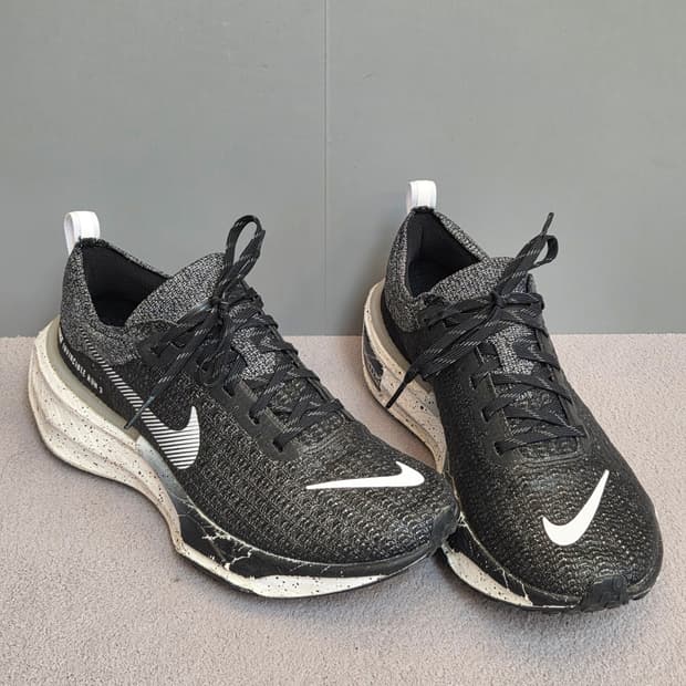 (260)
나이키 줌X인빈서블 런3 런닝운동화
