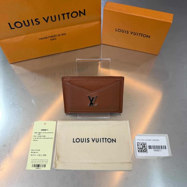 루이비통 락미 카멜 카드지갑 M66611