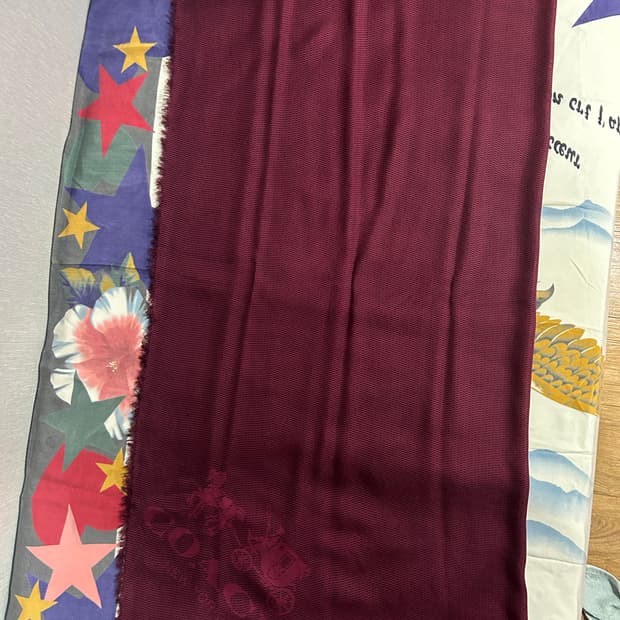 코치 버건디 스카프