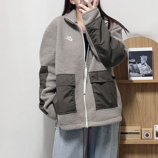 [정품] 나이키 브라운그레이 포켓 패치 후리스 [ L ]