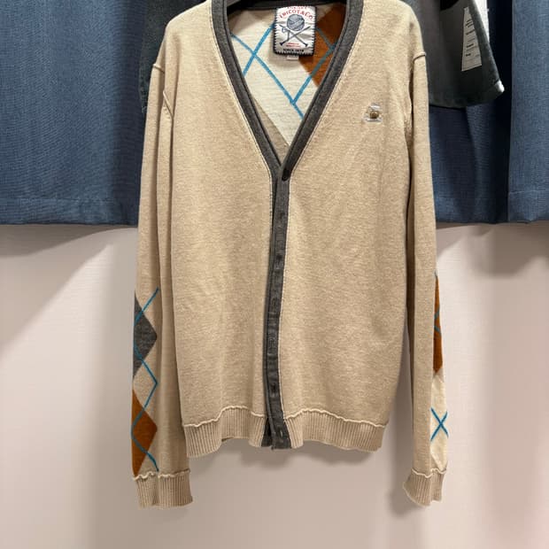 디젤 트리콧 아가일 가디건