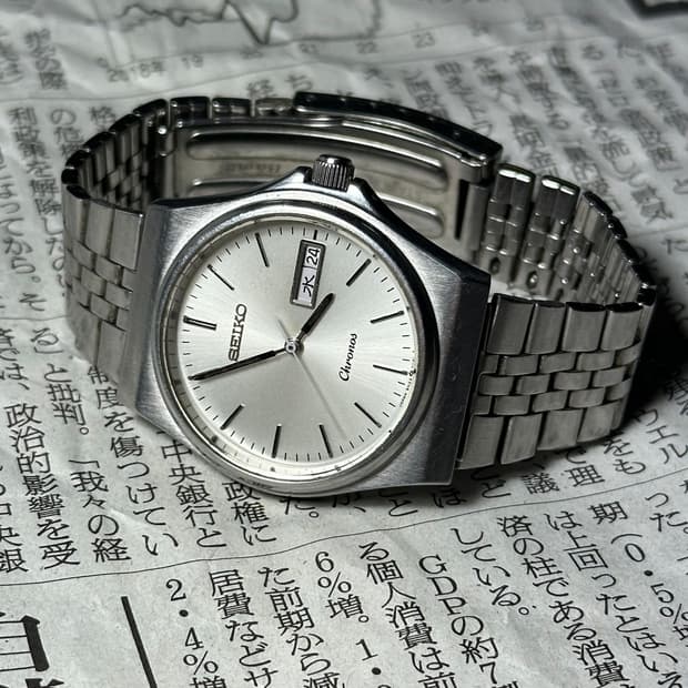 SEIKO quartz chronos