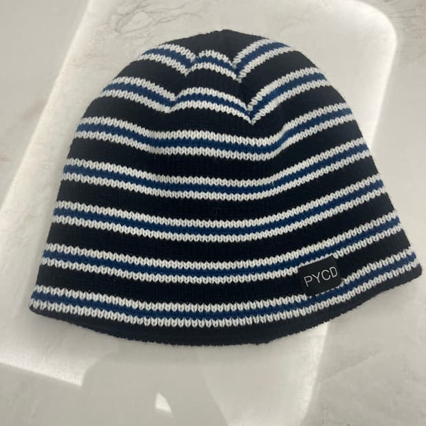 친다운 PYCD STRIPE BEANIE (BLUE)