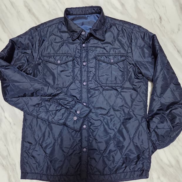 인터메조 경량 퀼팅 셔츠 자켓