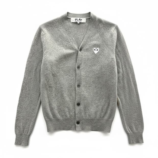 꼼데가르송 정품 PLAY 화이트 하트 와펜 가디건 M