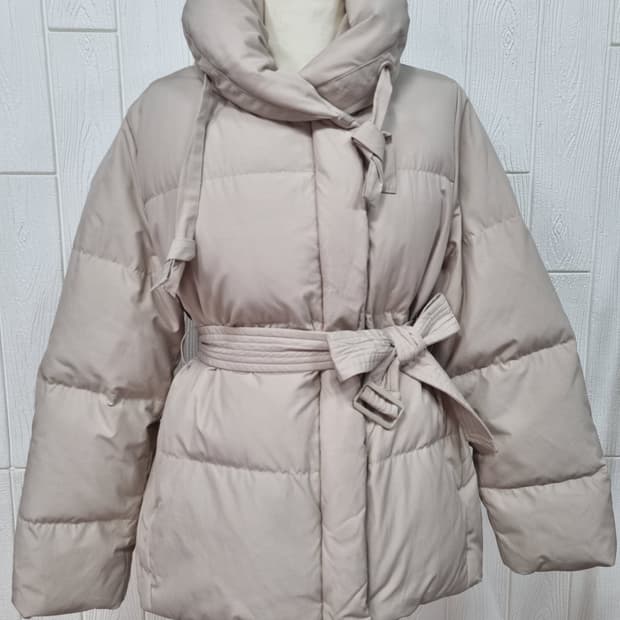 Roem 벨티드 숏다운 패딩