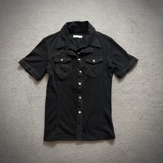 Shirt layered t shirt