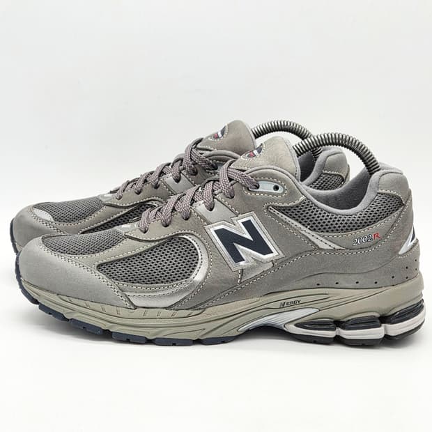  뉴발란스 2002R 그레이 (260 D) 