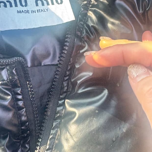 미우미우.  헤더패딩숏