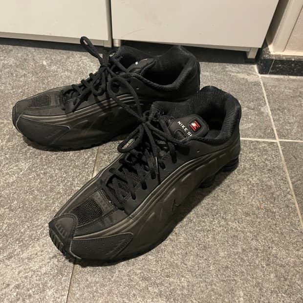 나이키 샥스 270