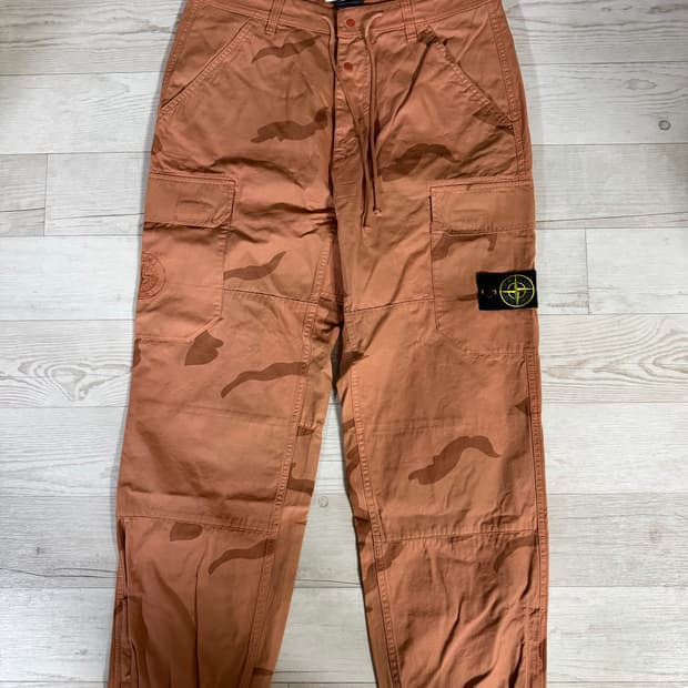 슈프림 스톤아일랜드 카모 카고 팬츠 코랄