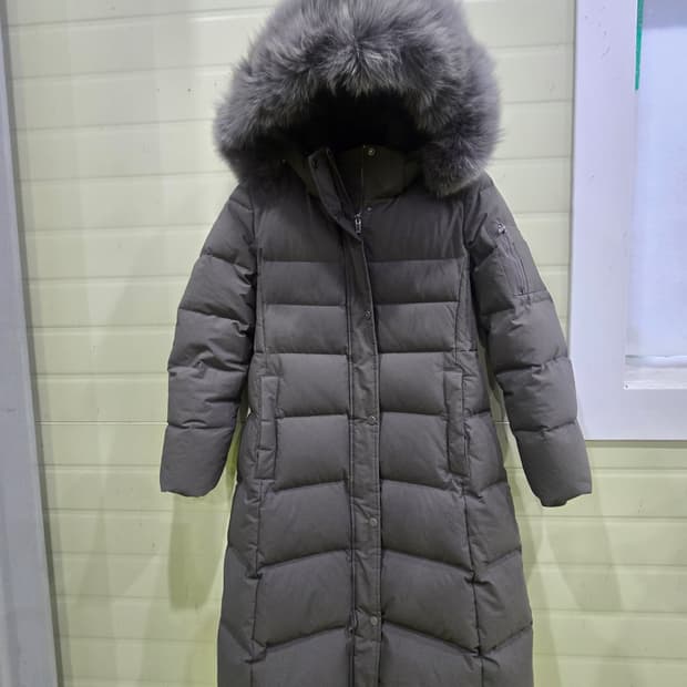 플라스틱 아일랜드 폭스퍼 롱패딩 S