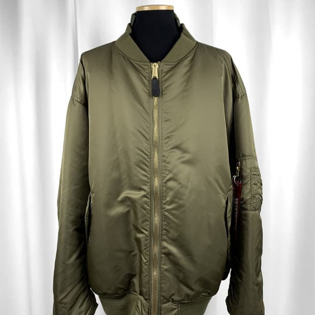 베트멍 리버시블 봄버 카키 올리브 S