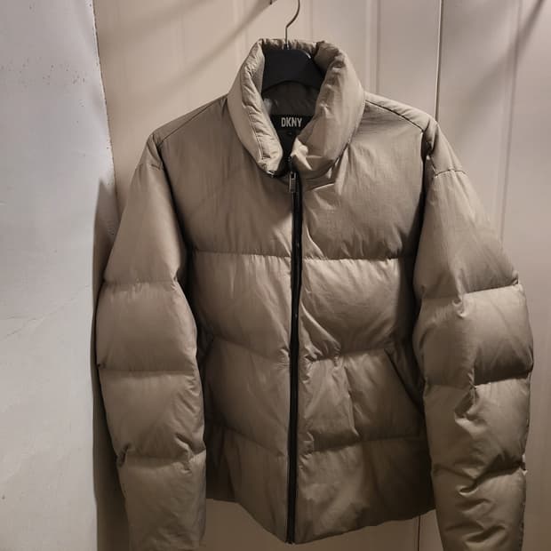 DKNY 구스 패딩