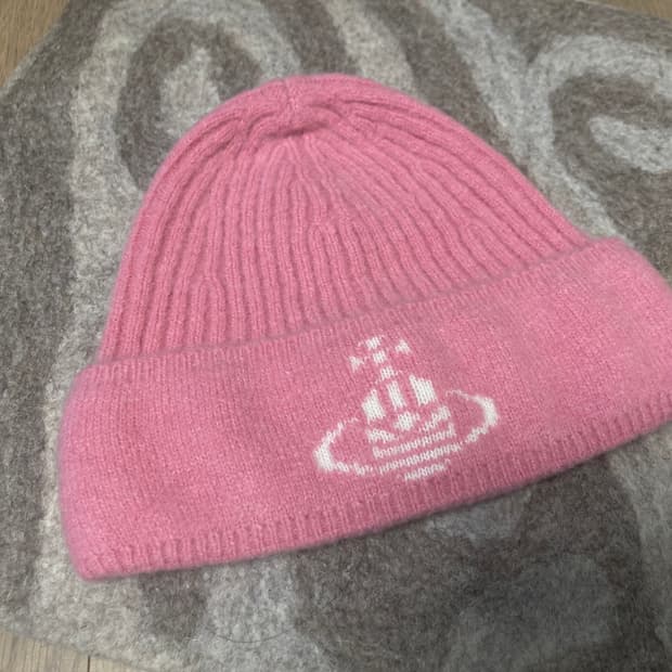 비비안웨스트우드 핑크 비니